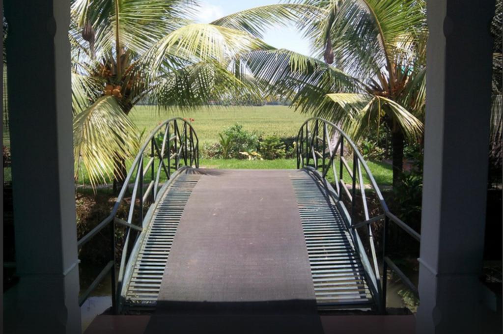Riverine Resort Alappuzha Exterior photo